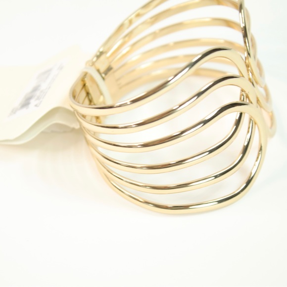 New Directions Gold Clip On Bracelet - NEW - Picture 5 of 7